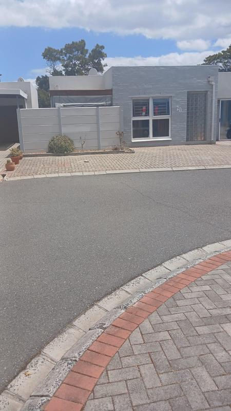 To Let 2 Bedroom Property for Rent in Parow North Western Cape